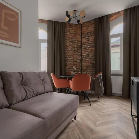 Harbor - Mariacka アパート カトヴィツェ